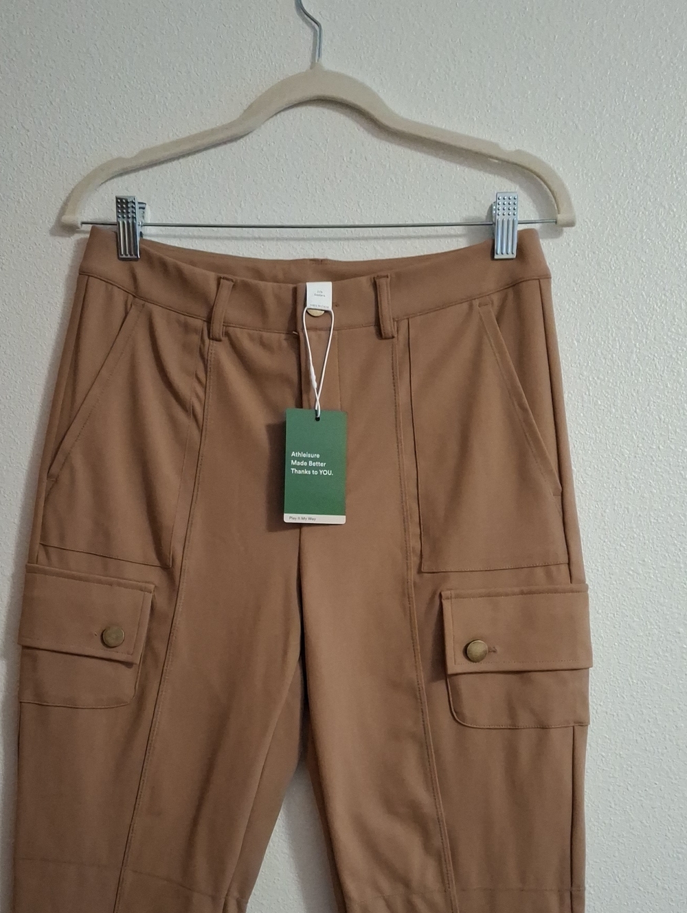 HALARA Daystretch High Waisted Brown Cargo Pants Size Medium - Picture 3 of 5